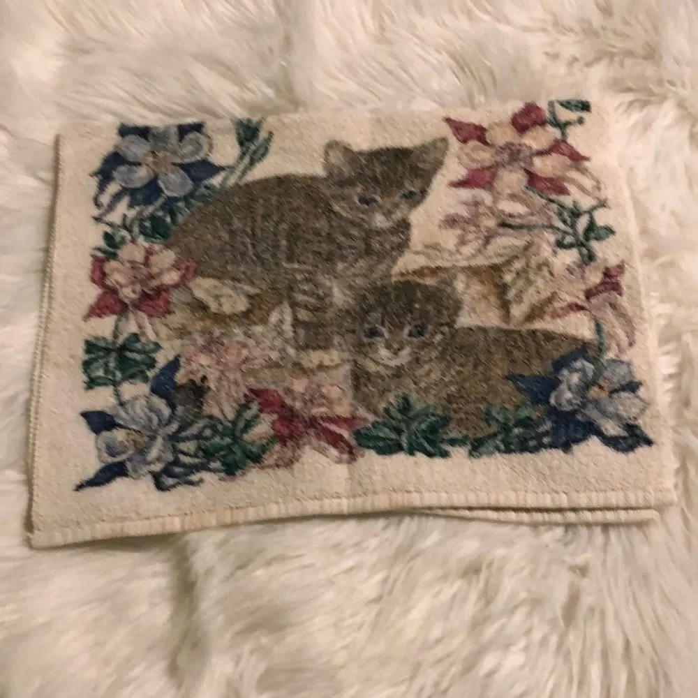 Cat Kitchen Linens - Dish Towels and Potholders -Two Matching Sets
